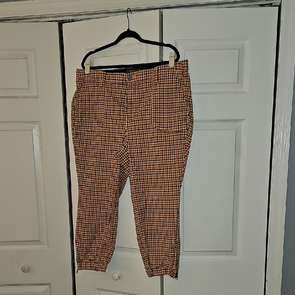 Torrid Brown And Black Houndstooth Pattern Women's Pants